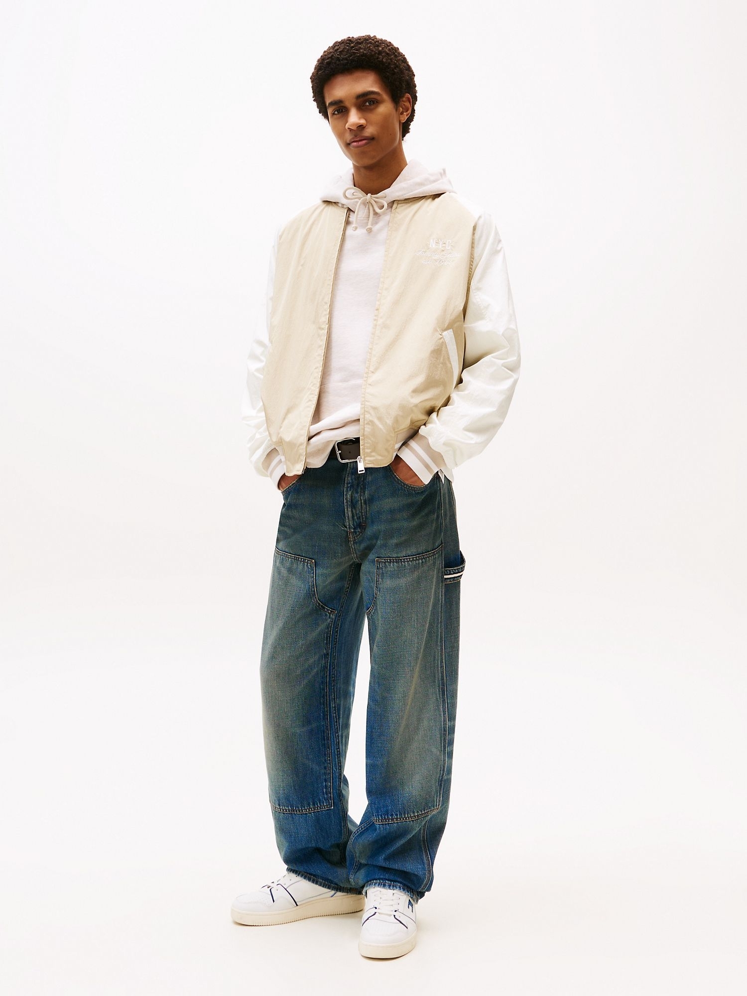 Бомбер Tommy Jeans Eagle Graphic Light Beige/Ancient White