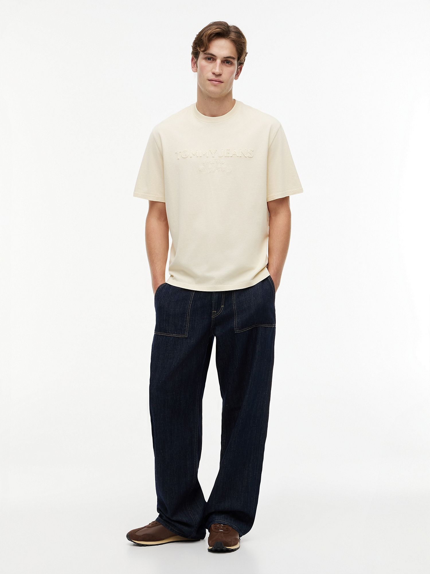 Футболка Tommy Jeans Distressed Logo Calico