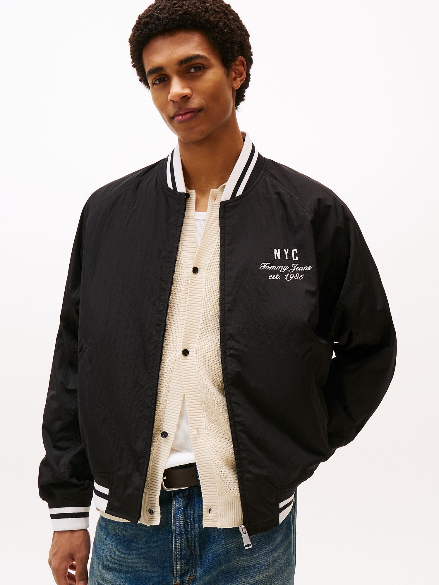 Бомбер Tommy Jeans Eagle Graphic Black
