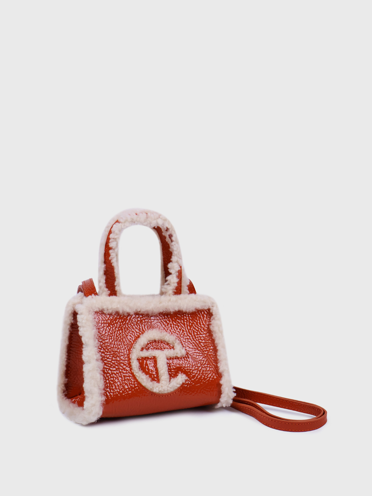 Сумка Ugg X Telfar Small Crinkle Spicy Pumpkin