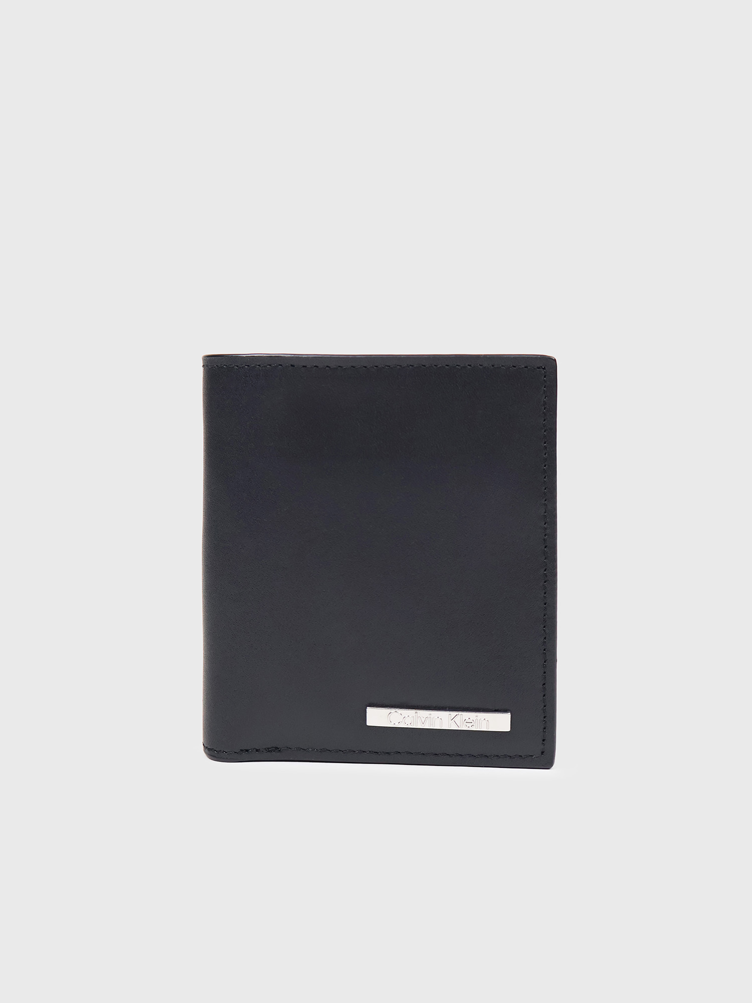 Кошелек Calvin Klein Leather Logo Plaque Slim Bifold Wallet Black
