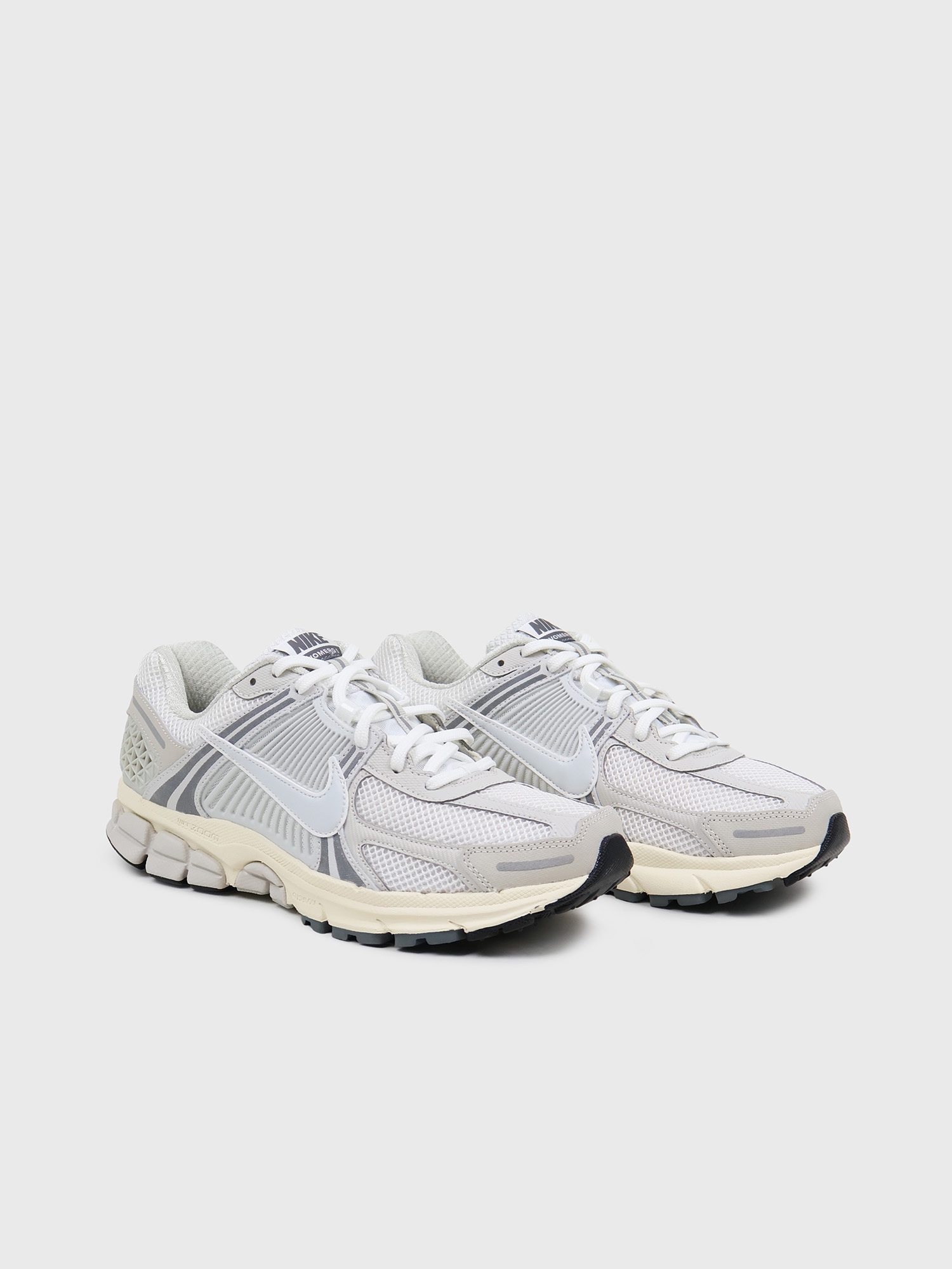 Кросовки Nike Zoom Vomero 5 Platinum Tint