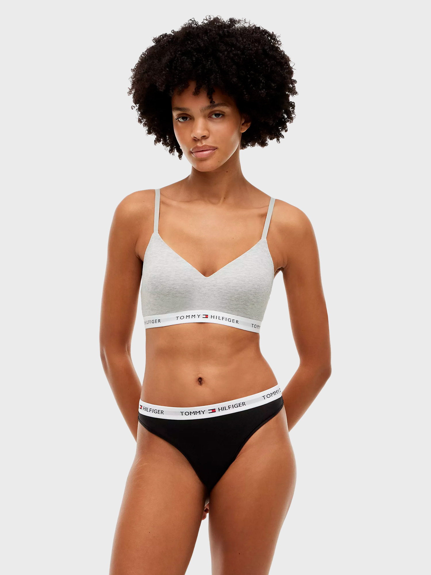 Женские трусы-стринги Tommy Hilfiger Tommy Logo Thong 3-Pack Grey / Black / Heathered Oat