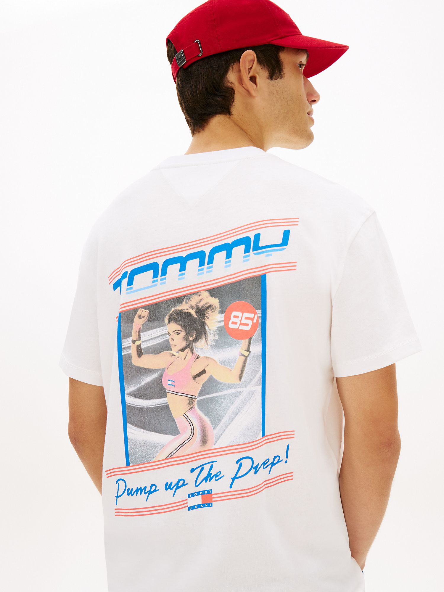 Футболка Tommy Jeans Fitness Graphic Ecru