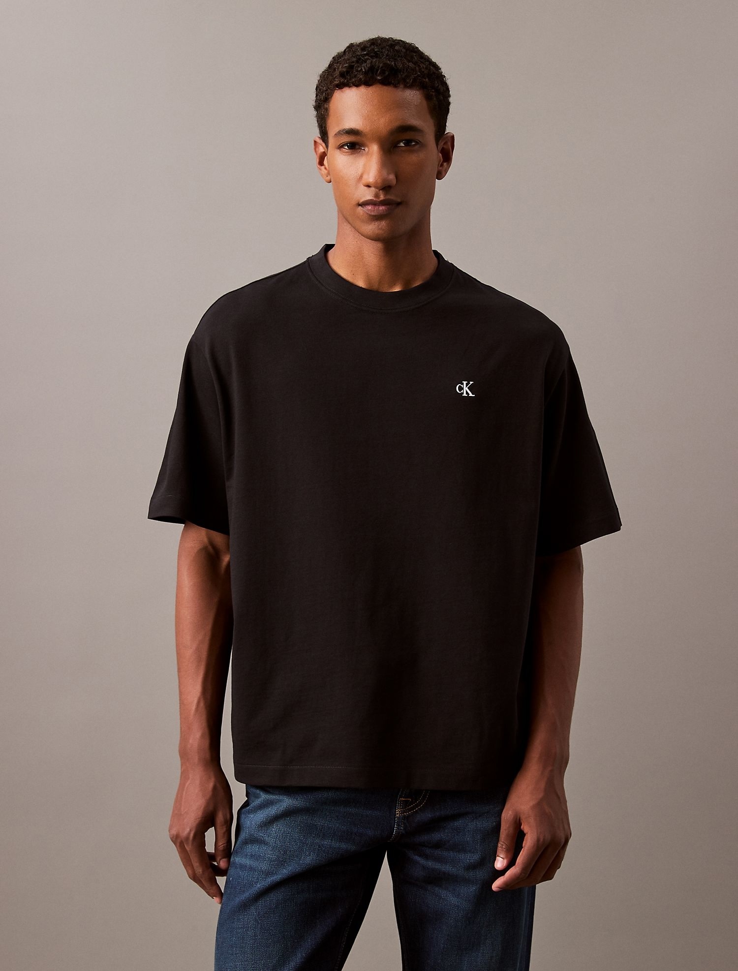 Футболка Calvin Klein Archive Logo Relaxed Black Beauty