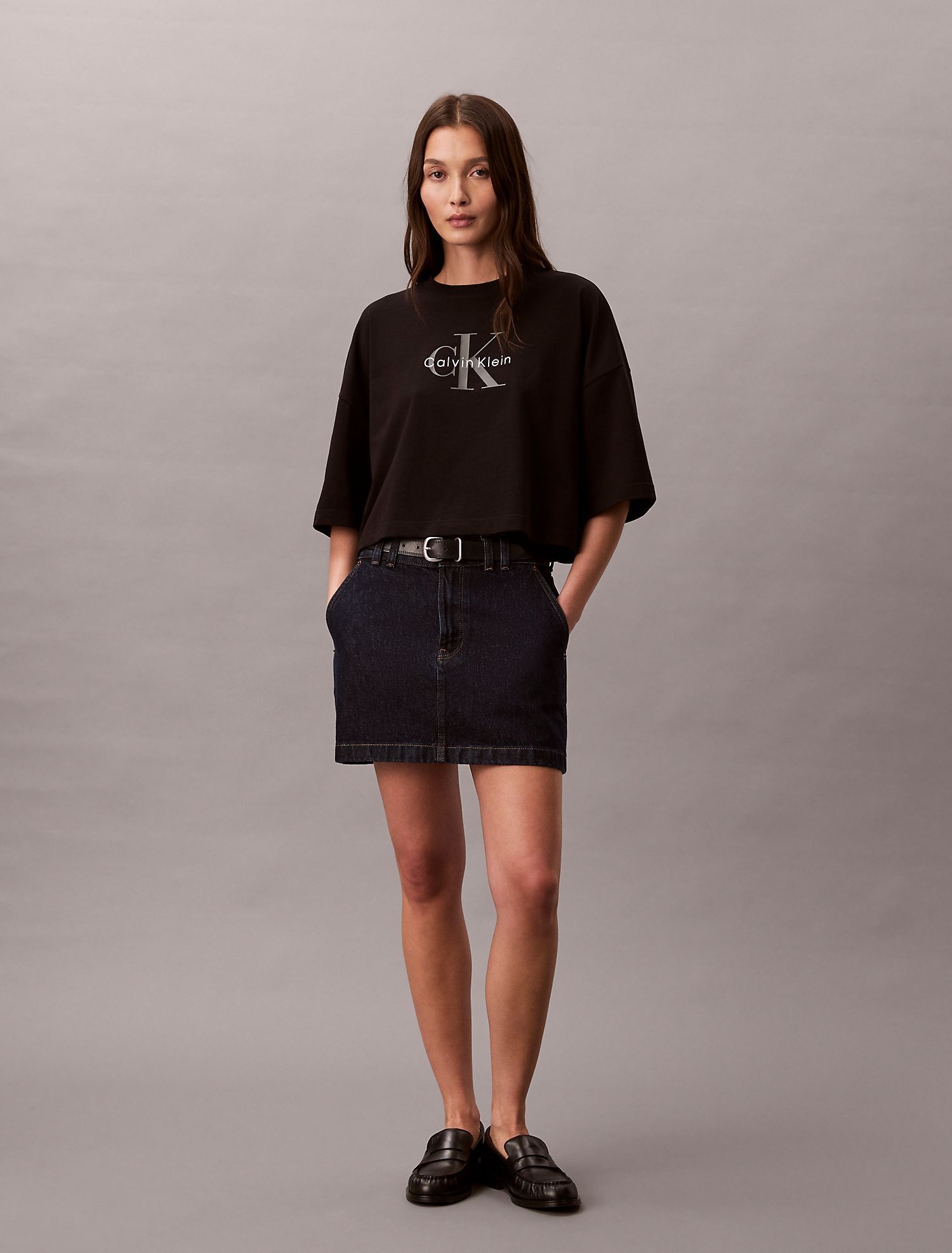 Футболка Calvin Klein Monologo Cropped Boxy Fit Black