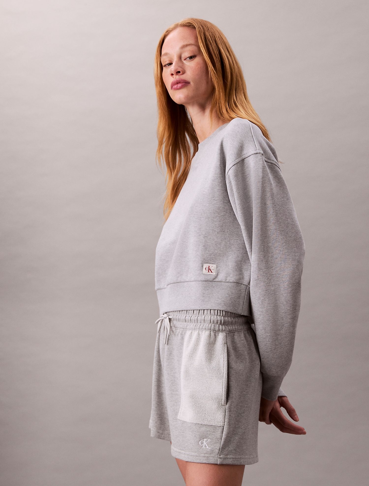 Свитшот Calvin Klein French Terry Cropped Relaxed Sweatshirt Grey Heather