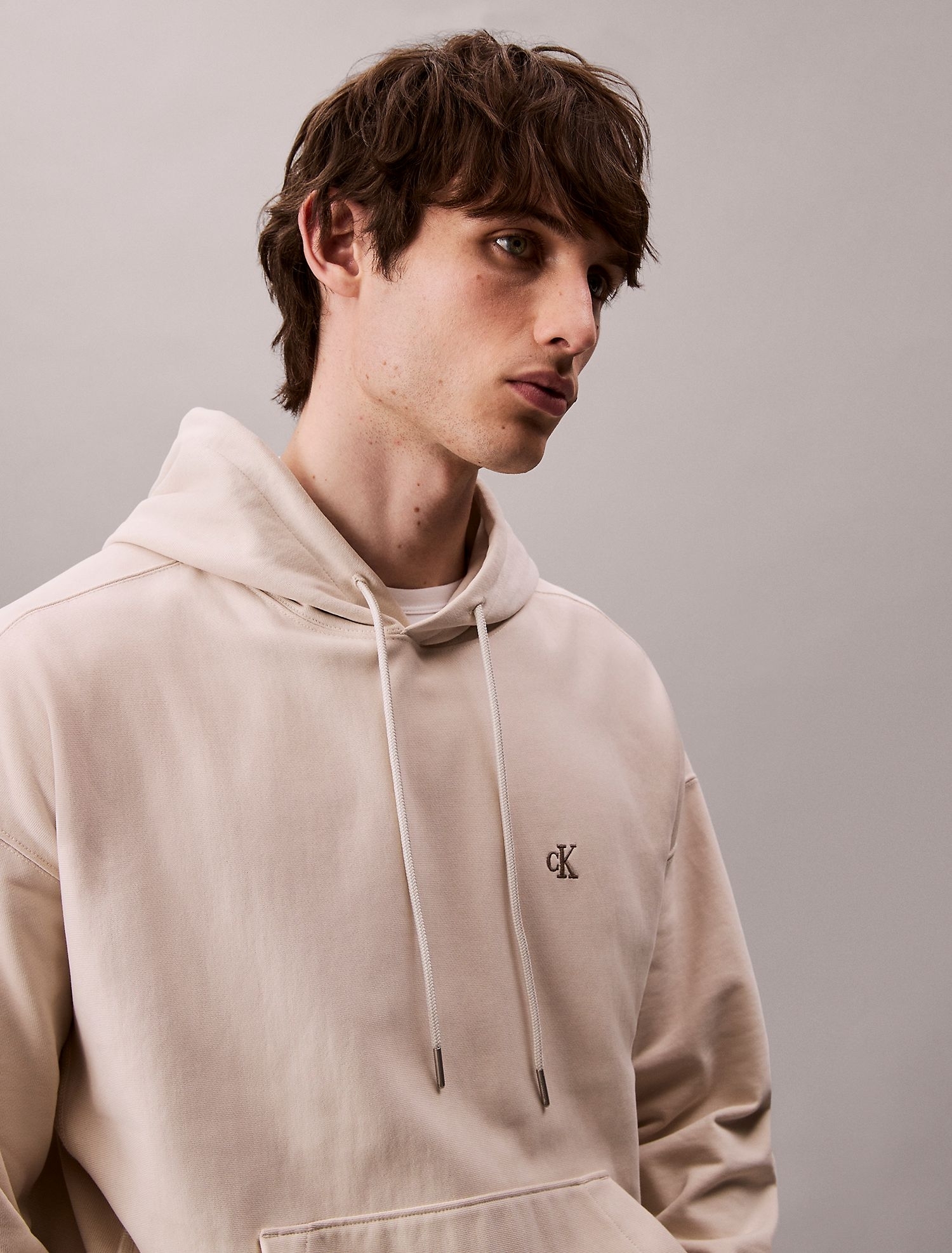 Худи Calvin Klein Premium Terry Relaxed Monogram Fleece Hoodie Chalk