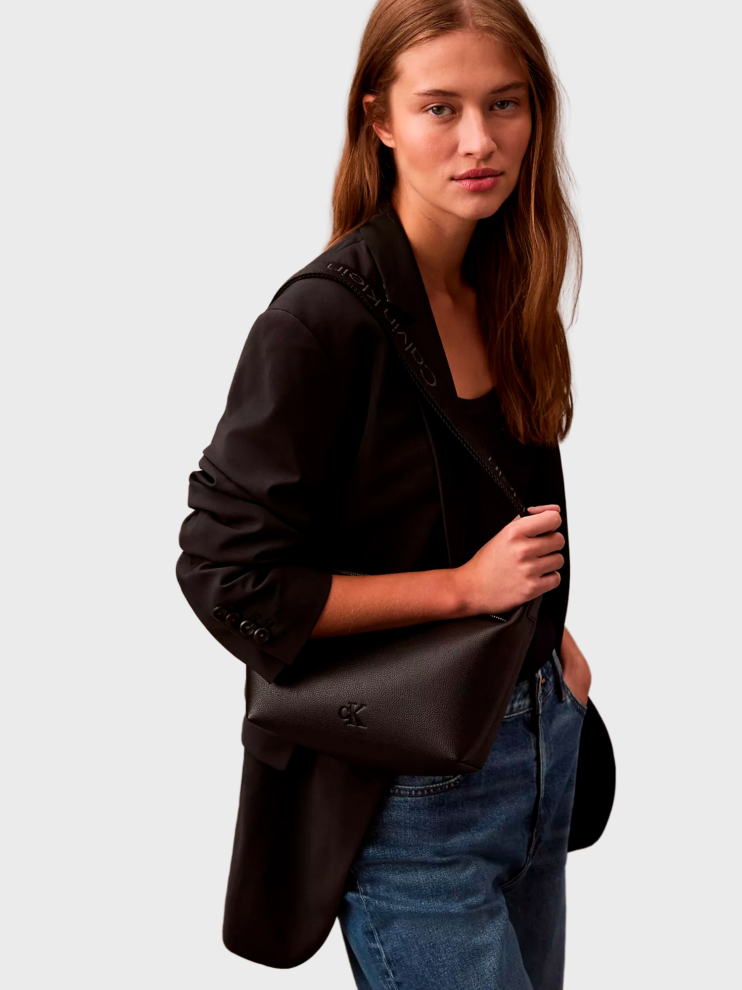 Сумка Calvin Klein Ultralight Shoulder Bag Black