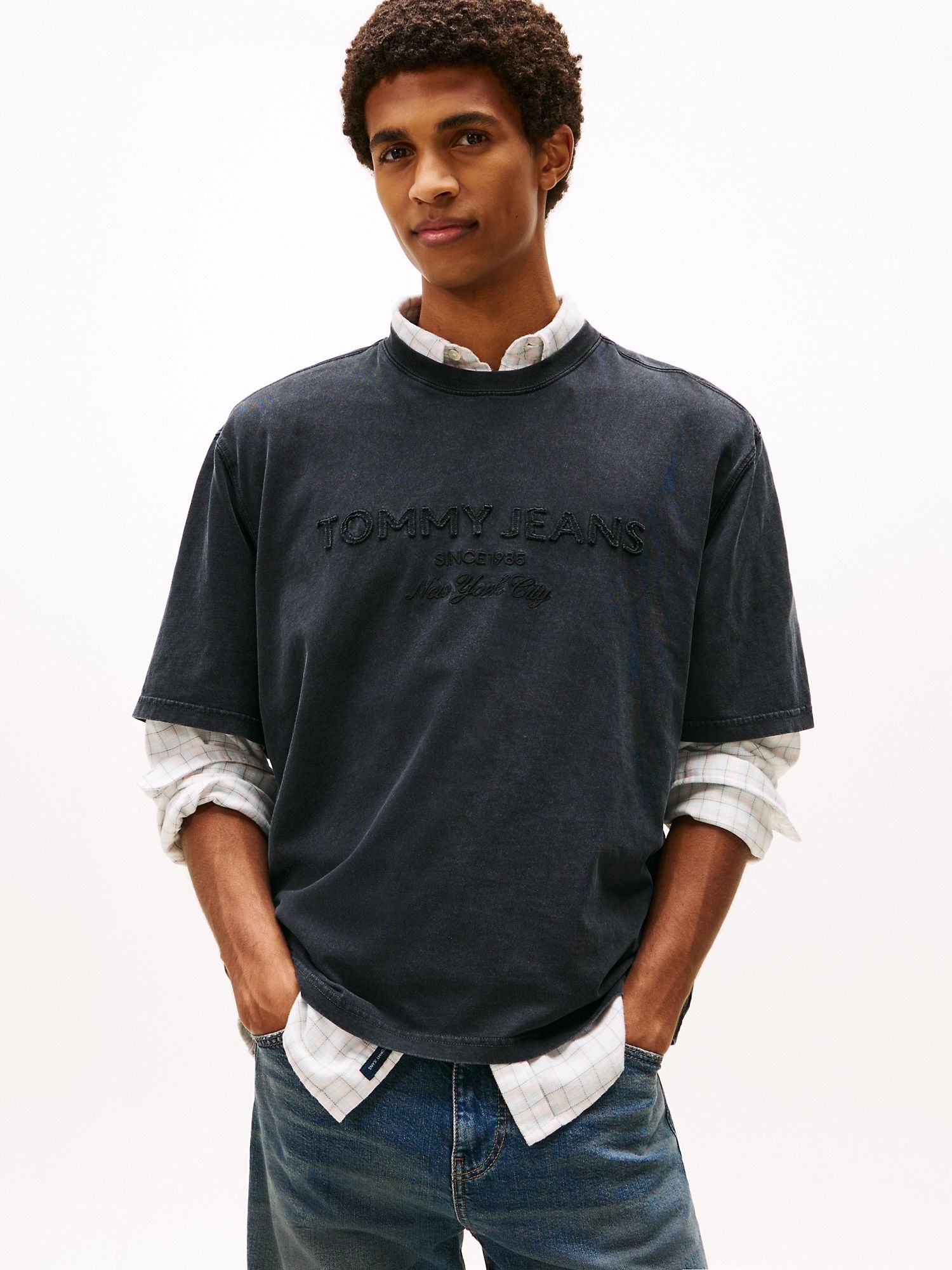Футболка Tommy Jeans Garment-Dyed Black